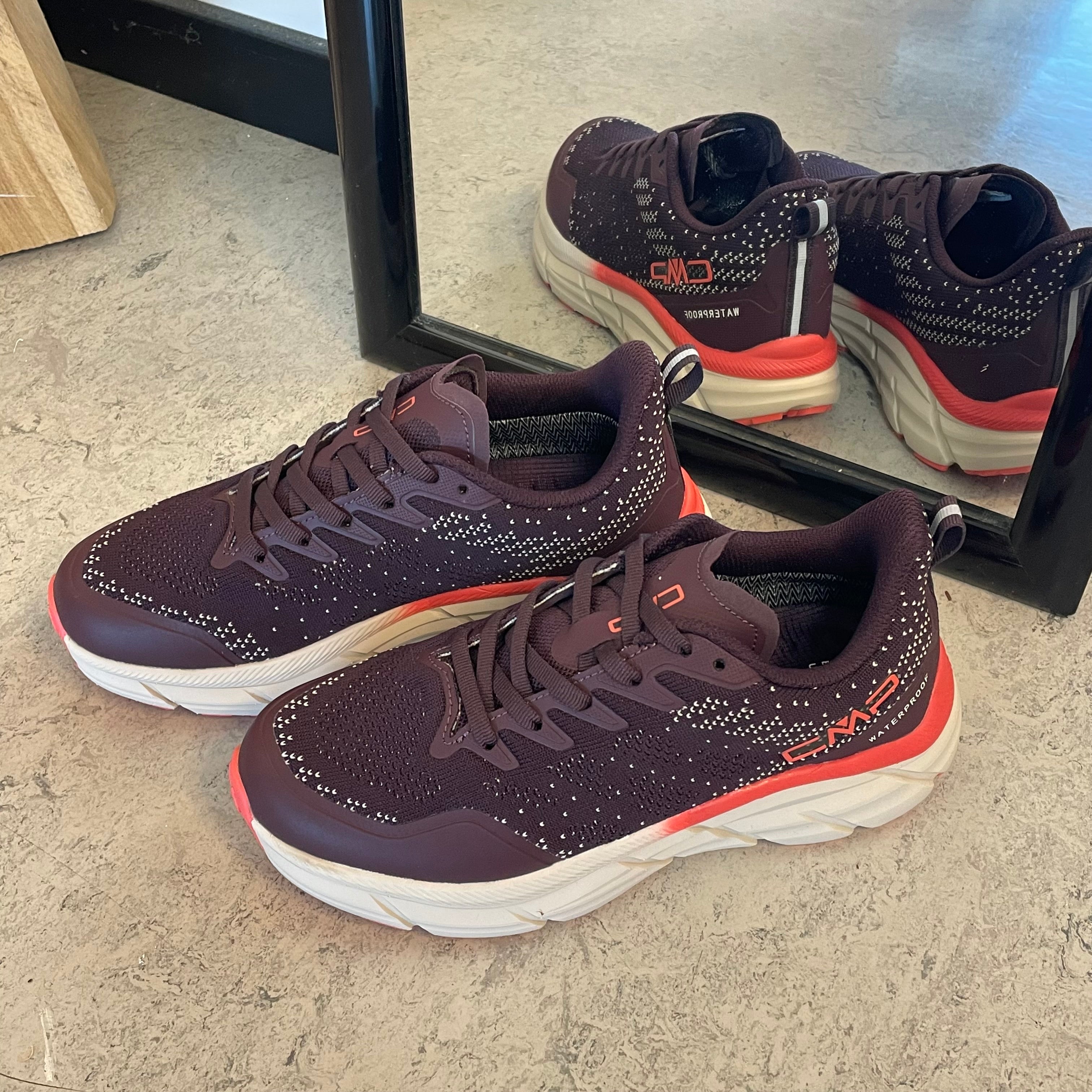 CMP Rahmsy WP – lyngfarvet vandtæt sneaker med stødabsorbering