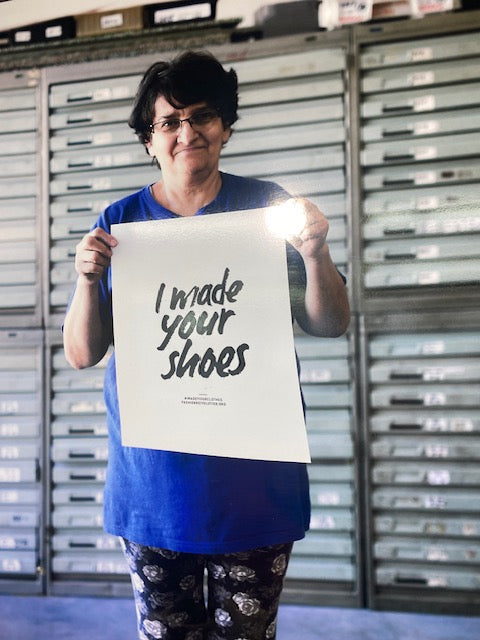 Grå bred skindsandal til knyster