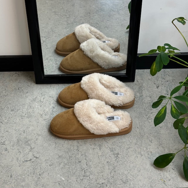 Brun Slip on hjemmesko med god bredde