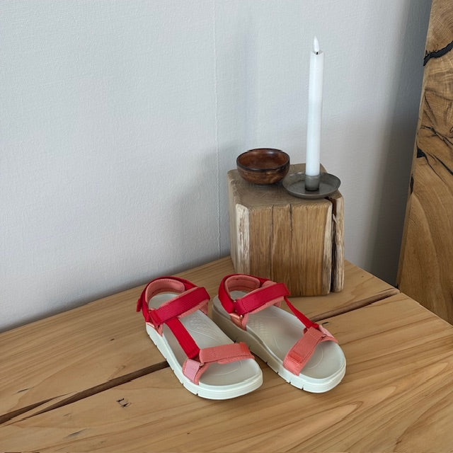 Green Comfort sandal i rød farvekombination
