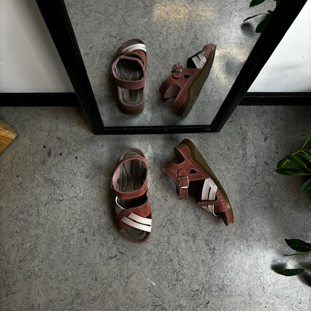 Rosa elegant sandal med svangstøtte - OBS 2. sortering
