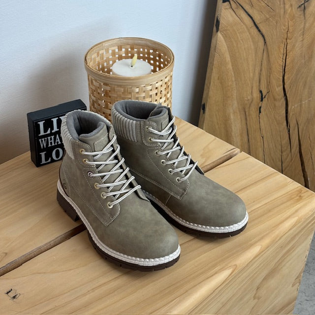 Whistler beige vinterstøvle med let foer og smarte detaljer