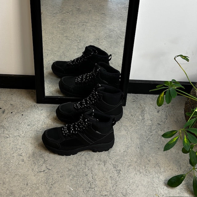 Vandafvisende softshell vandrestøvle