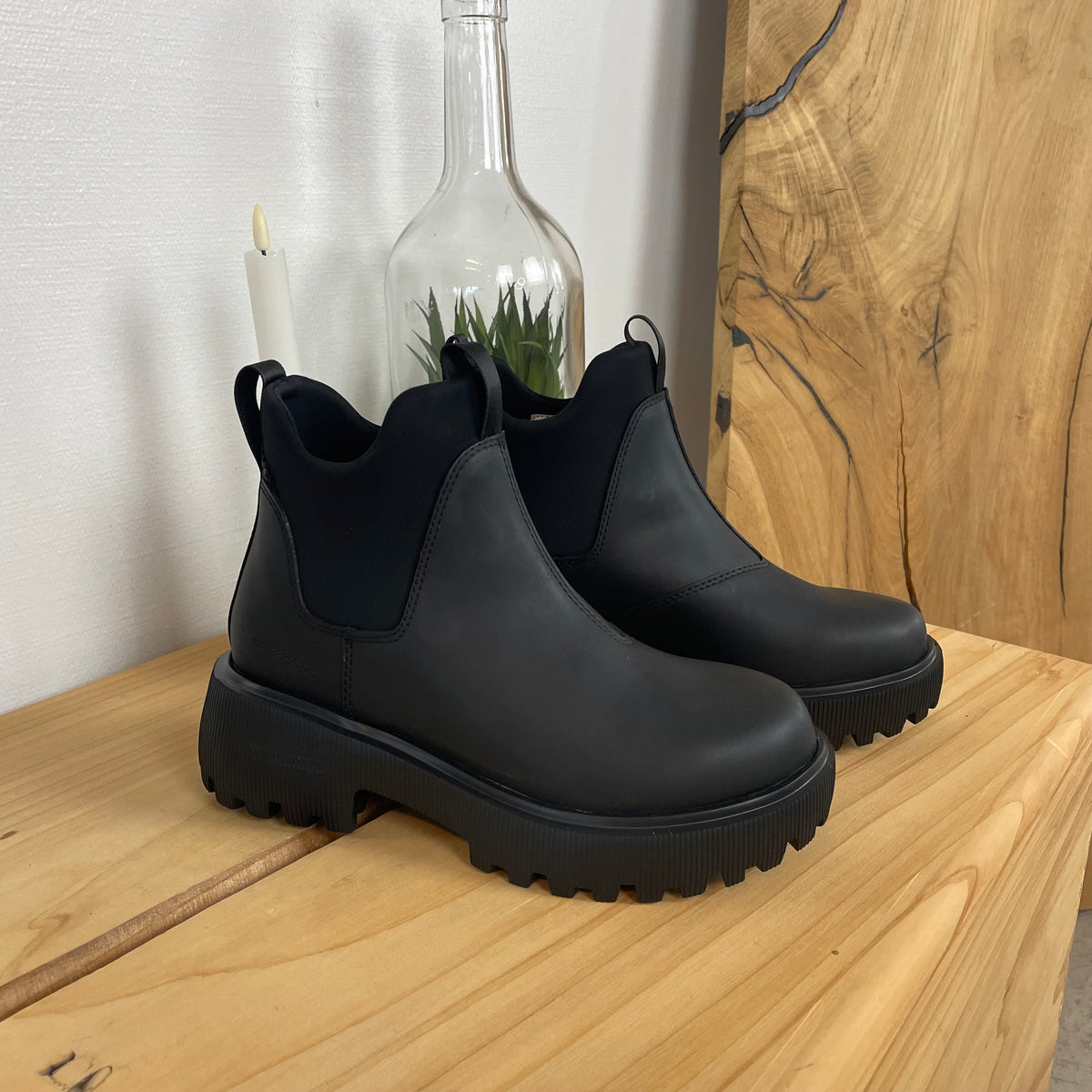 WODEN Isabella Waterproof – let vandtæt gummistøvle med stødabsorberende komfort