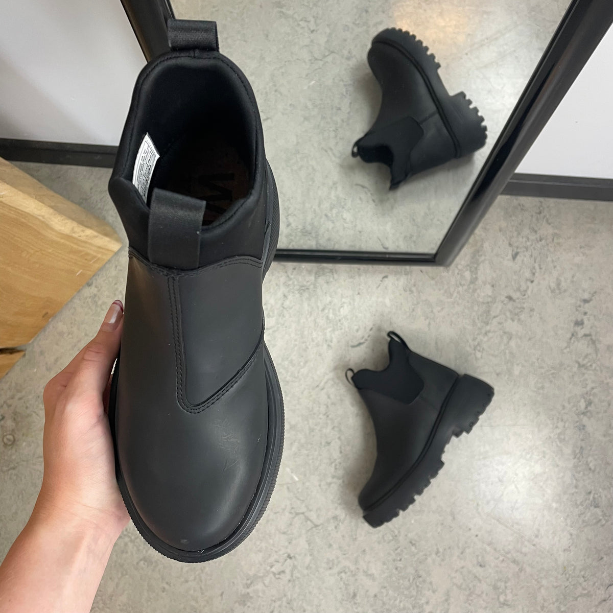 WODEN Isabella Waterproof – let vandtæt gummistøvle med stødabsorberende komfort
