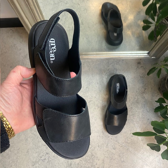 Sort skindsandal fra Green Comfort