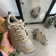 Brun vandtæt vandresko fra Whistler med god stødabsorbering