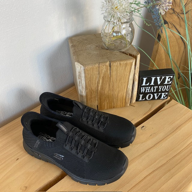 Sort Skechers slip-ins med svangstøtte