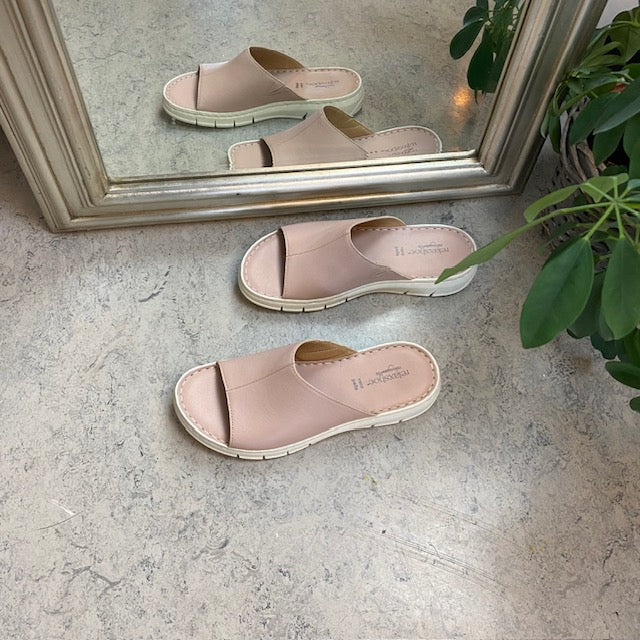 Elegant rosa slip on i skind fra Relaxshoe