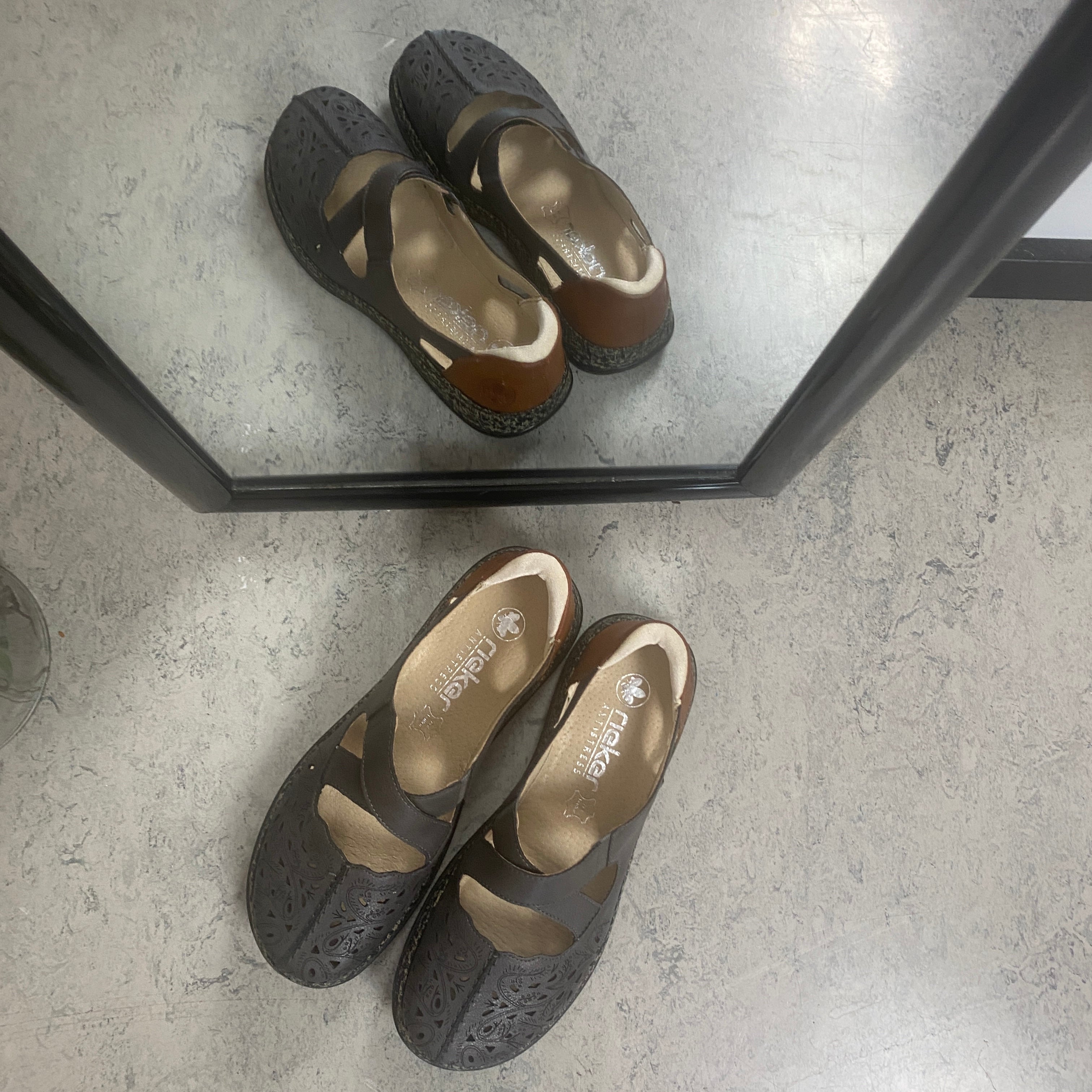 Rieker Ready 2 Go sko – grå dame sneaker der er nem at træde i