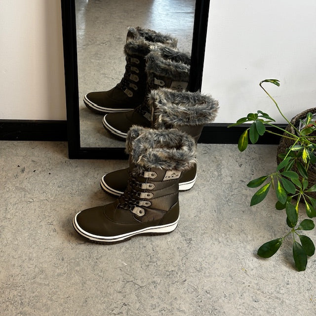 Brun vandtæt vinterstøvle fra Mols