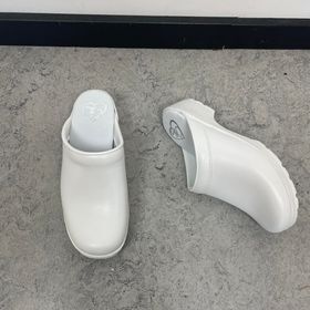 Hvid skind træsko i god kvalitet