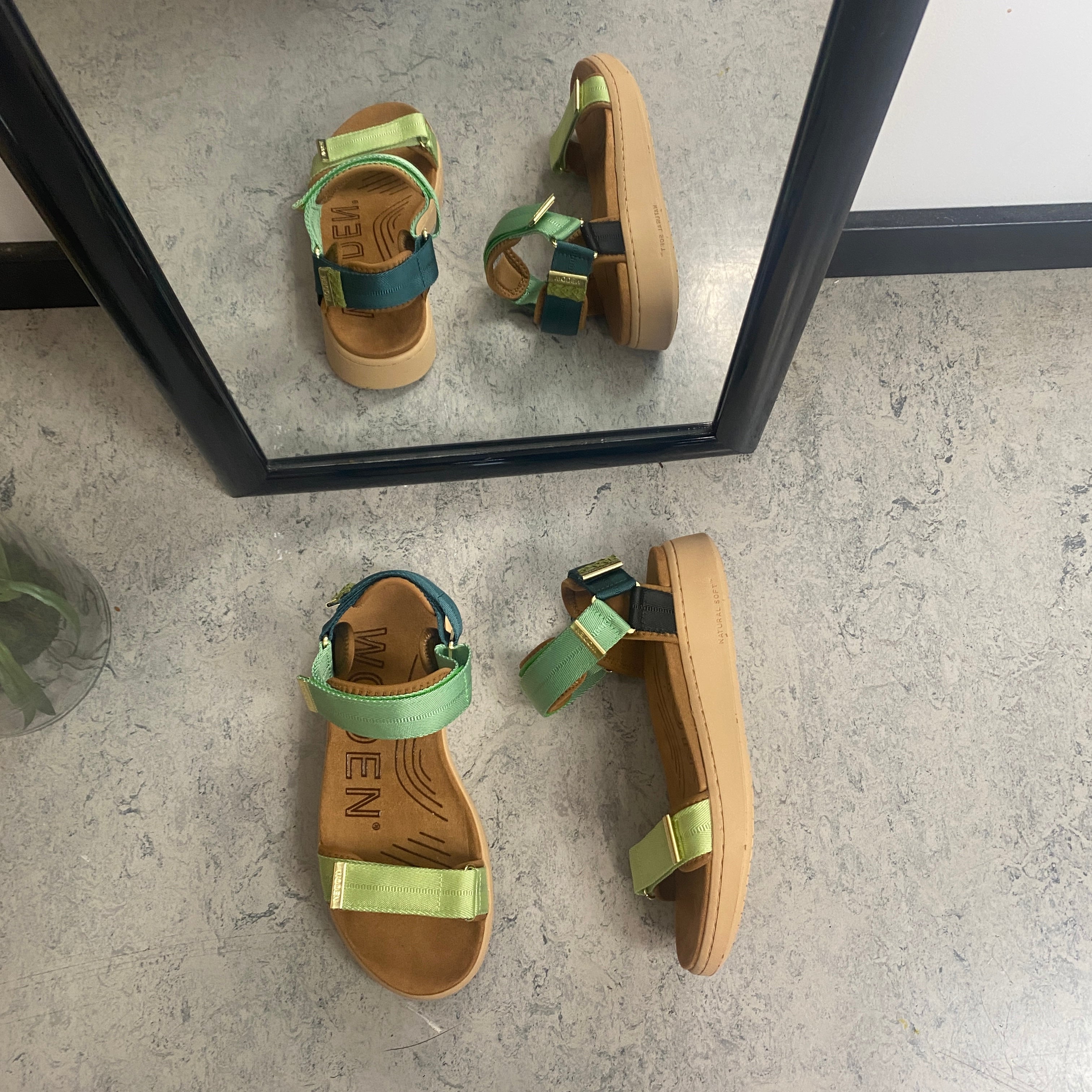 Line – Apple Green Multi – WODEN sandal