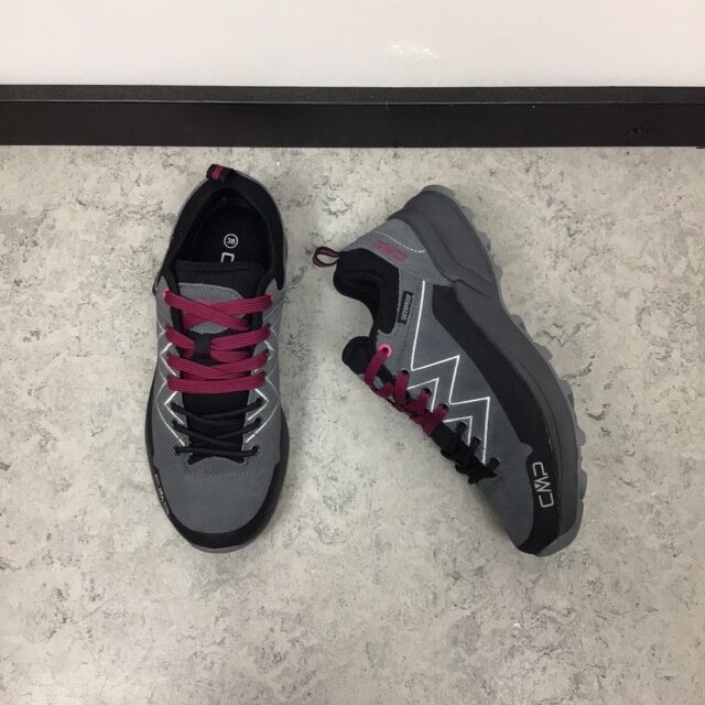 Grå vandresko fra CMP