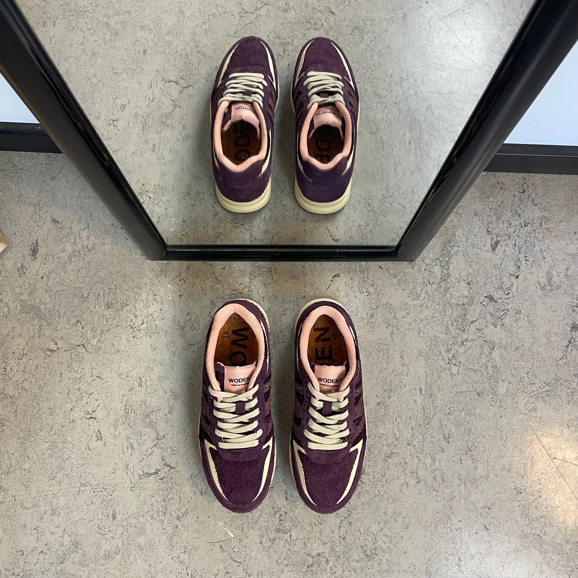 Woden Rigmor Suede – lyngfarvet sneaker i ruskind med blød komfort
