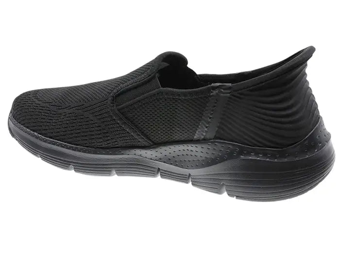 Let slip-on sko i sort – åndbar og nem at tage på