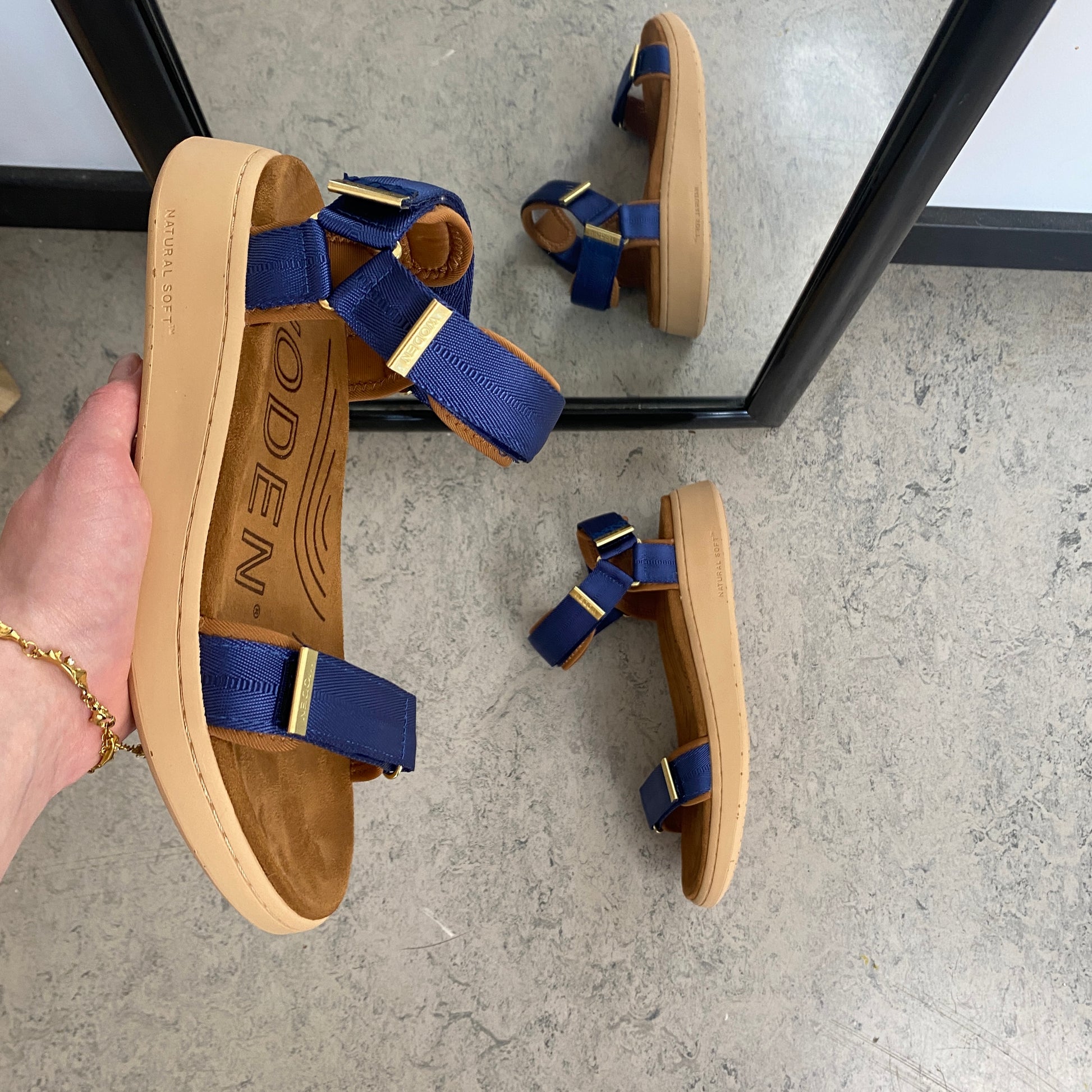 Woden Line sandal – Koboltblå