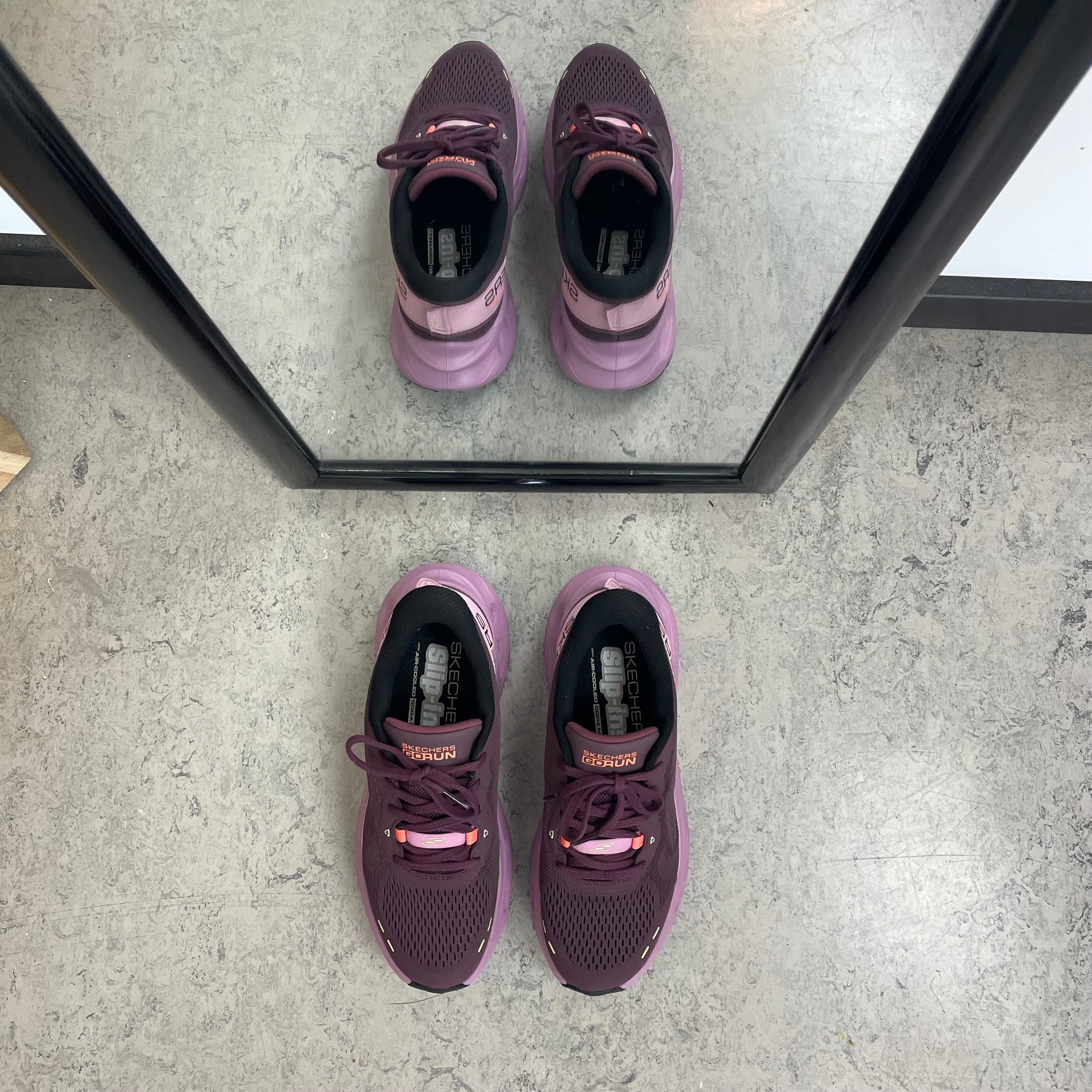 Skechers Hands Free Slip-ins Max Cushioning Glide-Step – maksimal komfort til lange dage
