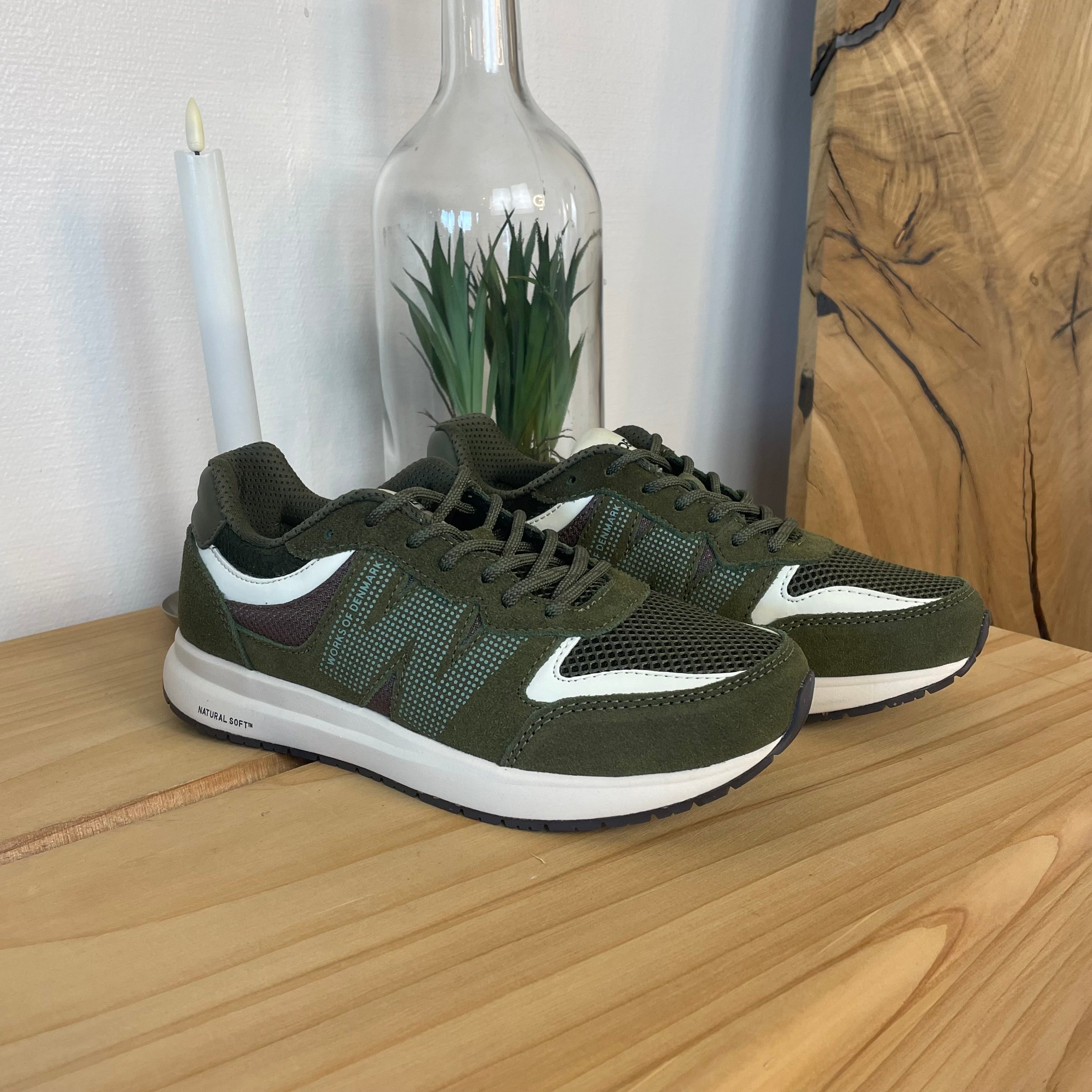 Woden Rigmor Open Mesh – mørk olivengrøn sneaker