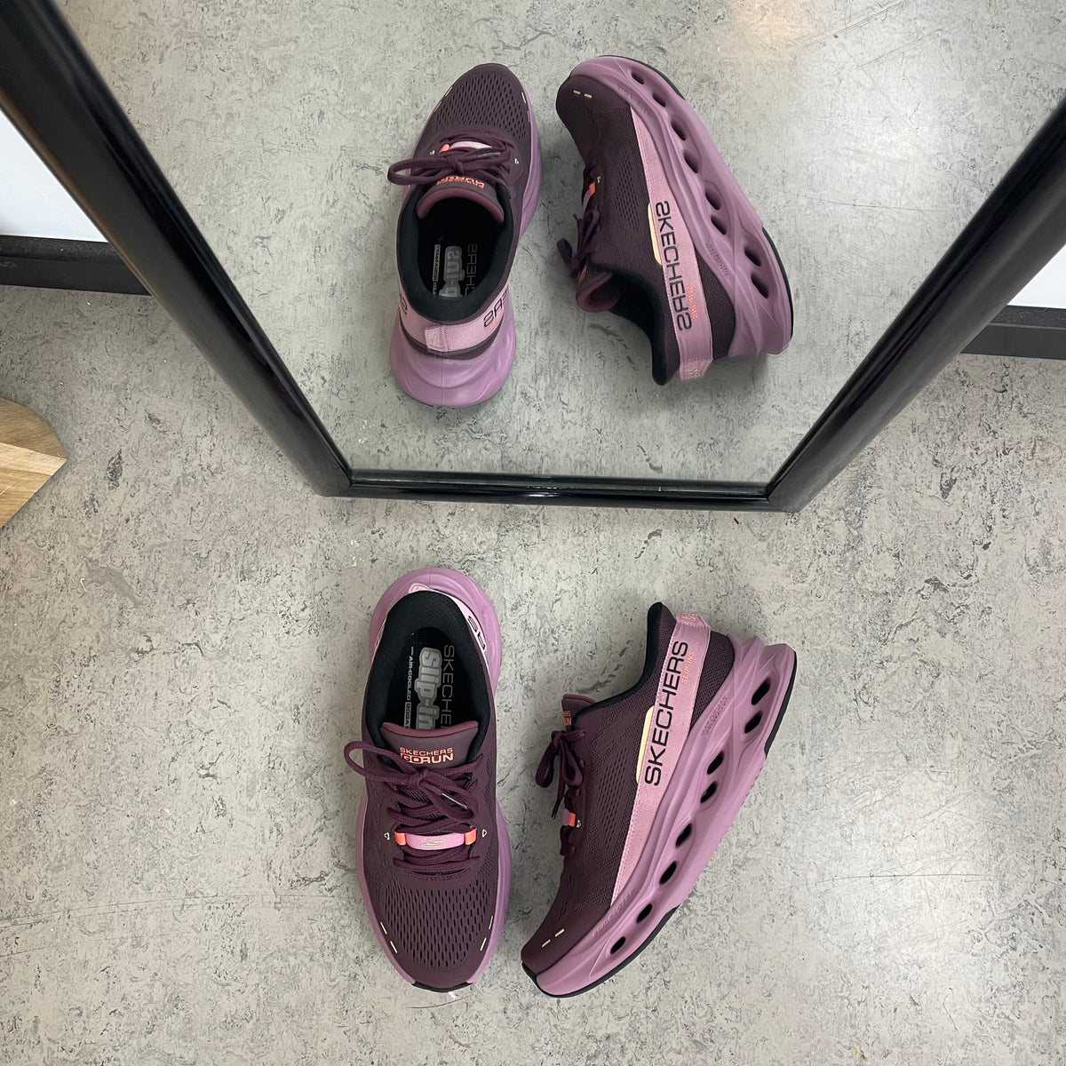 Skechers Hands Free Slip-ins Max Cushioning Glide-Step – maksimal komfort til lange dage