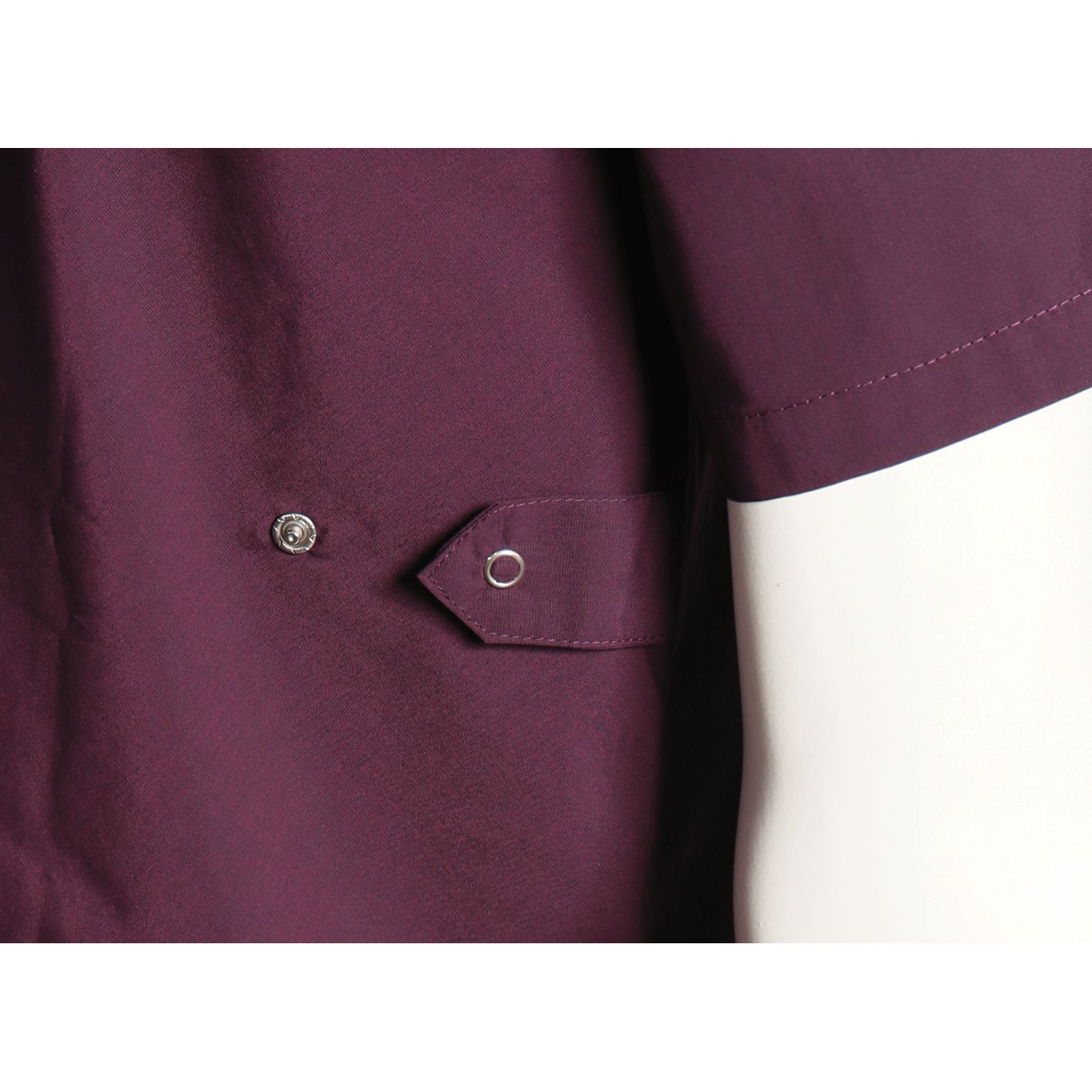 Nybo Bordeaux Unisex Nature Skjorte, Slidstærk, Regulérbar I Ryggen