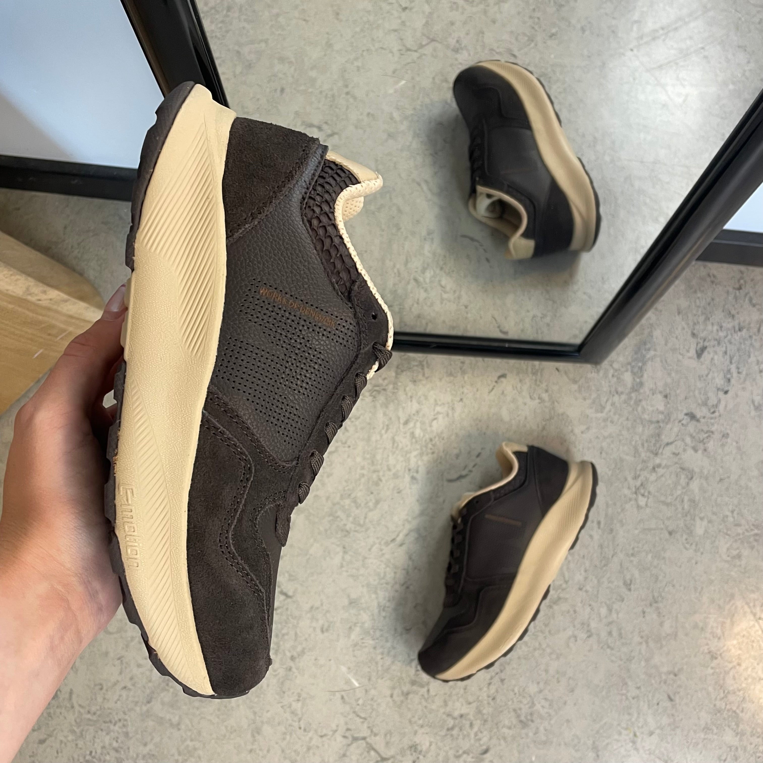 Mathilde Runner Leather – chokoladebrun Woden sneaker med let gængesål