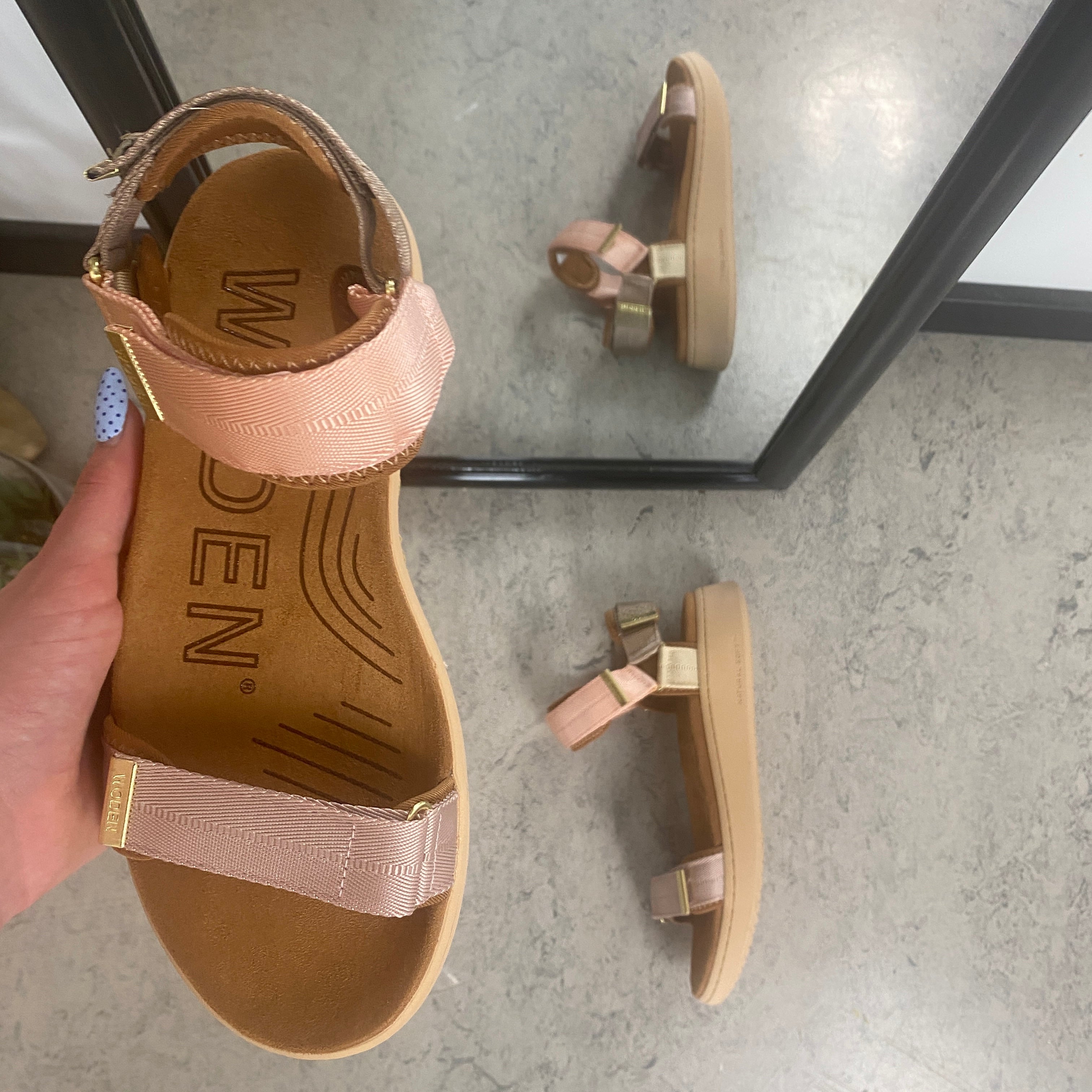 Woden sandal – Blush