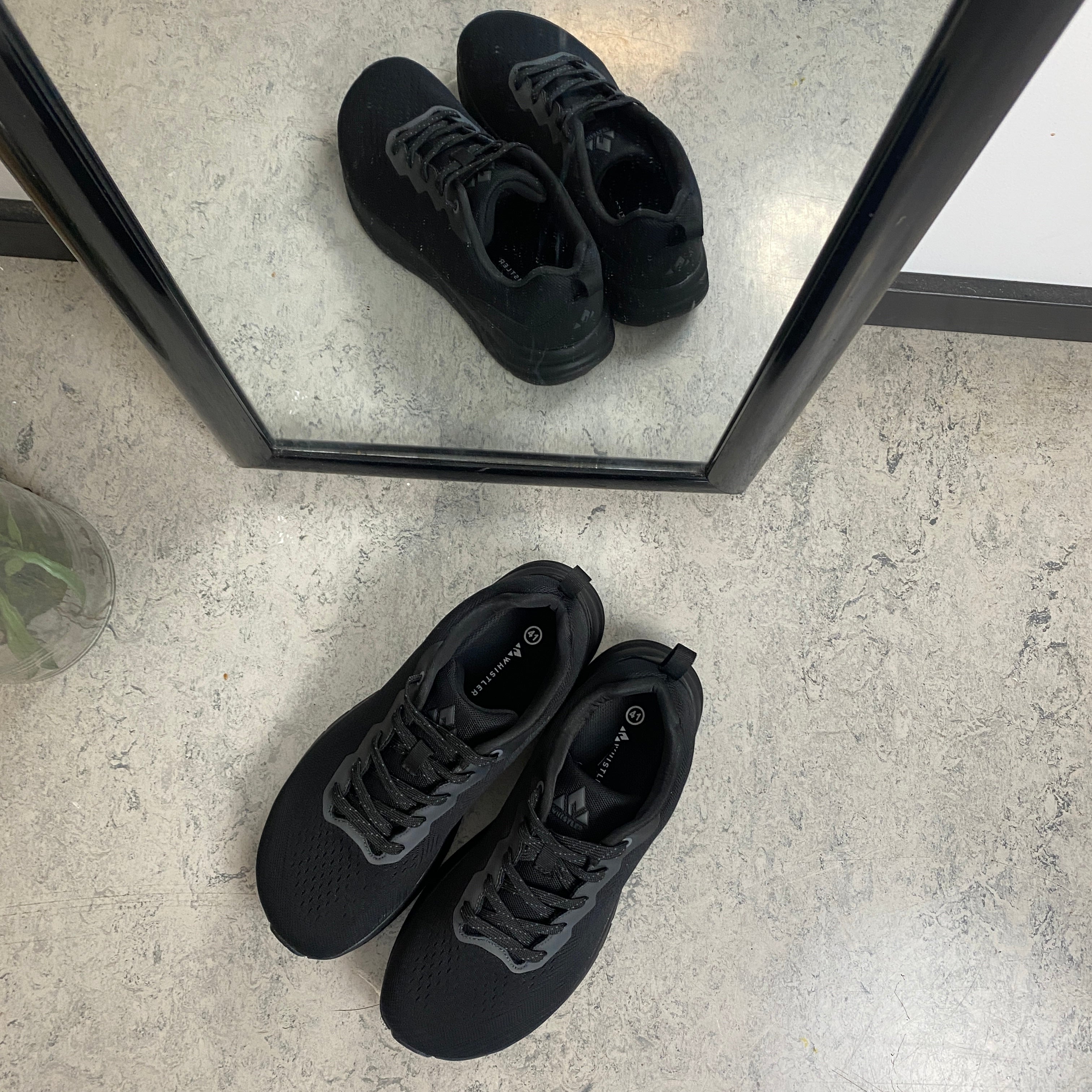 Whistler herresko – Sort med sort bund