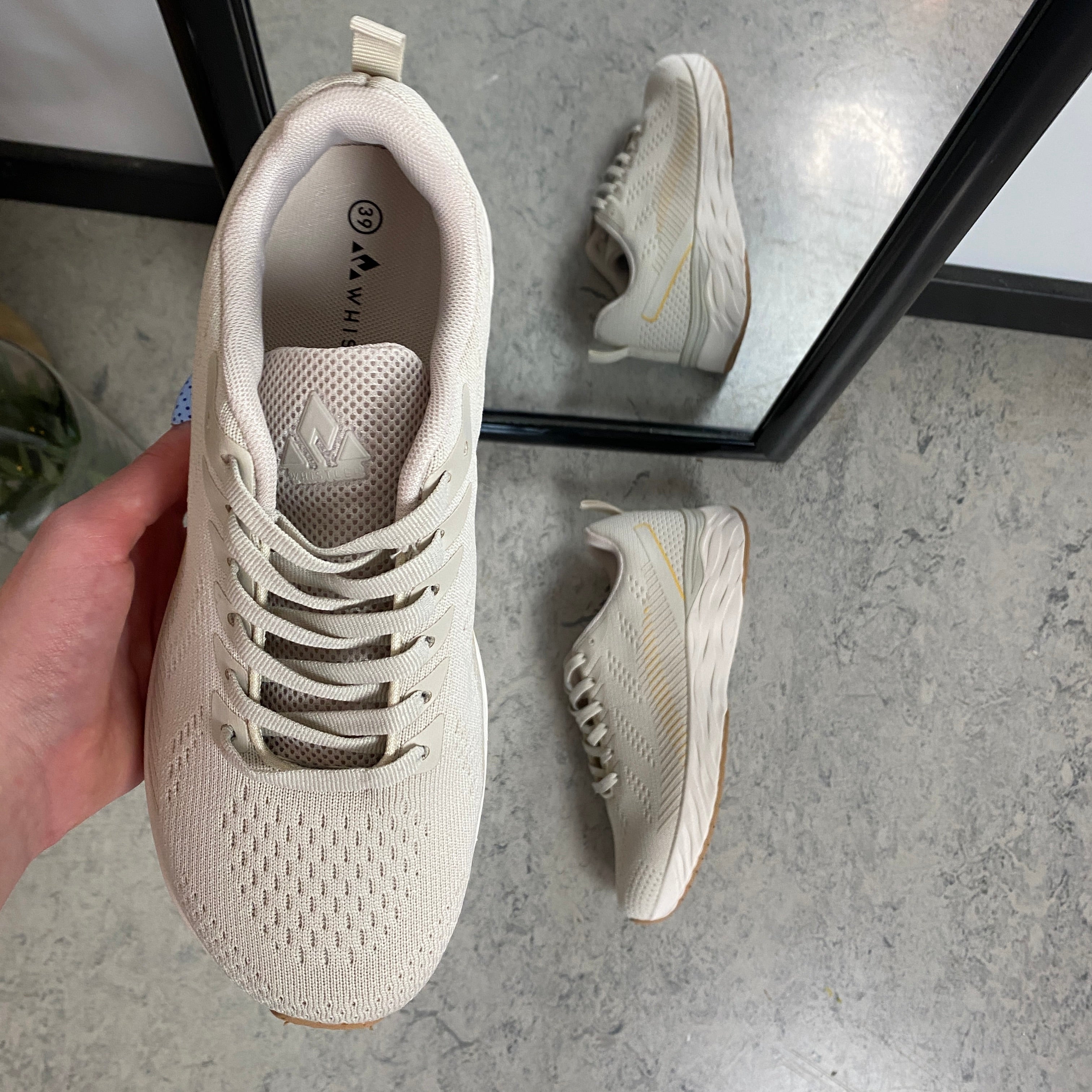 Linares W Wide Fit Shoe – beige letvægtssko med ekstra bredde