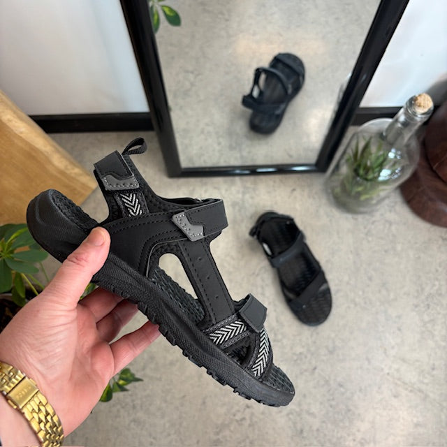 Whistler letvægtssandal med 3 justerbare remme