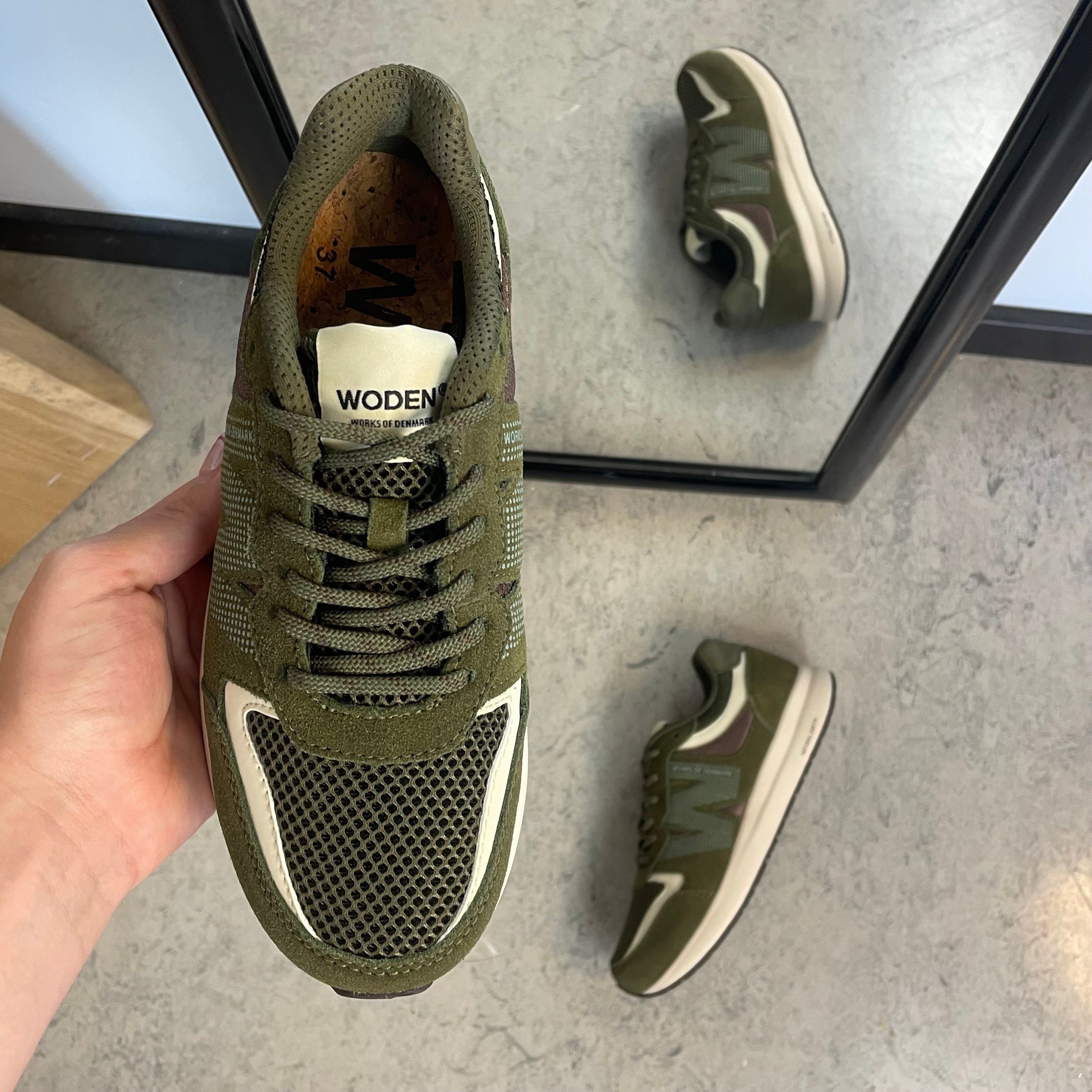 Woden Rigmor Open Mesh – mørk olivengrøn sneaker
