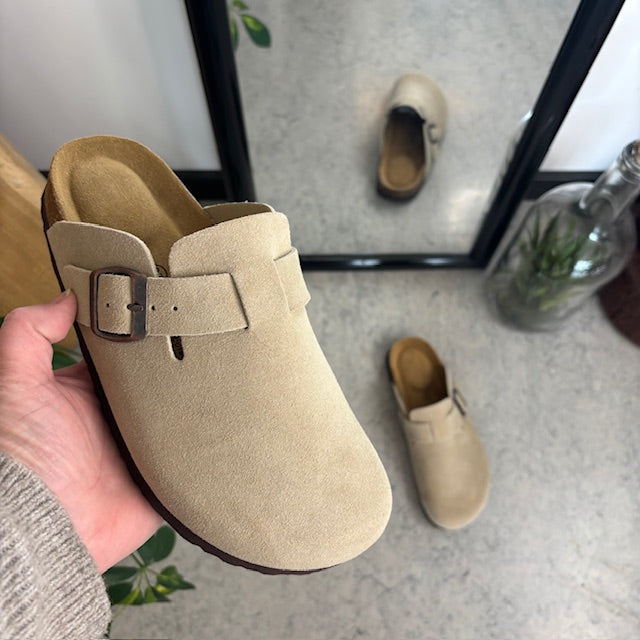 Sandfarvede Cruz slip-on sko med svangstøtte