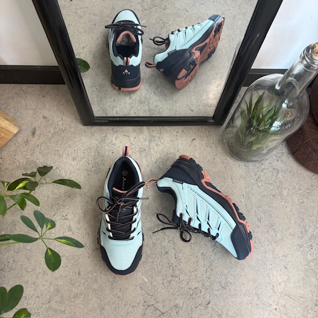 Blå vandtæt vandresko fra Whistler med god stødabsorbering