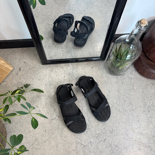 Whistler letvægtssandal med 3 justerbare remme