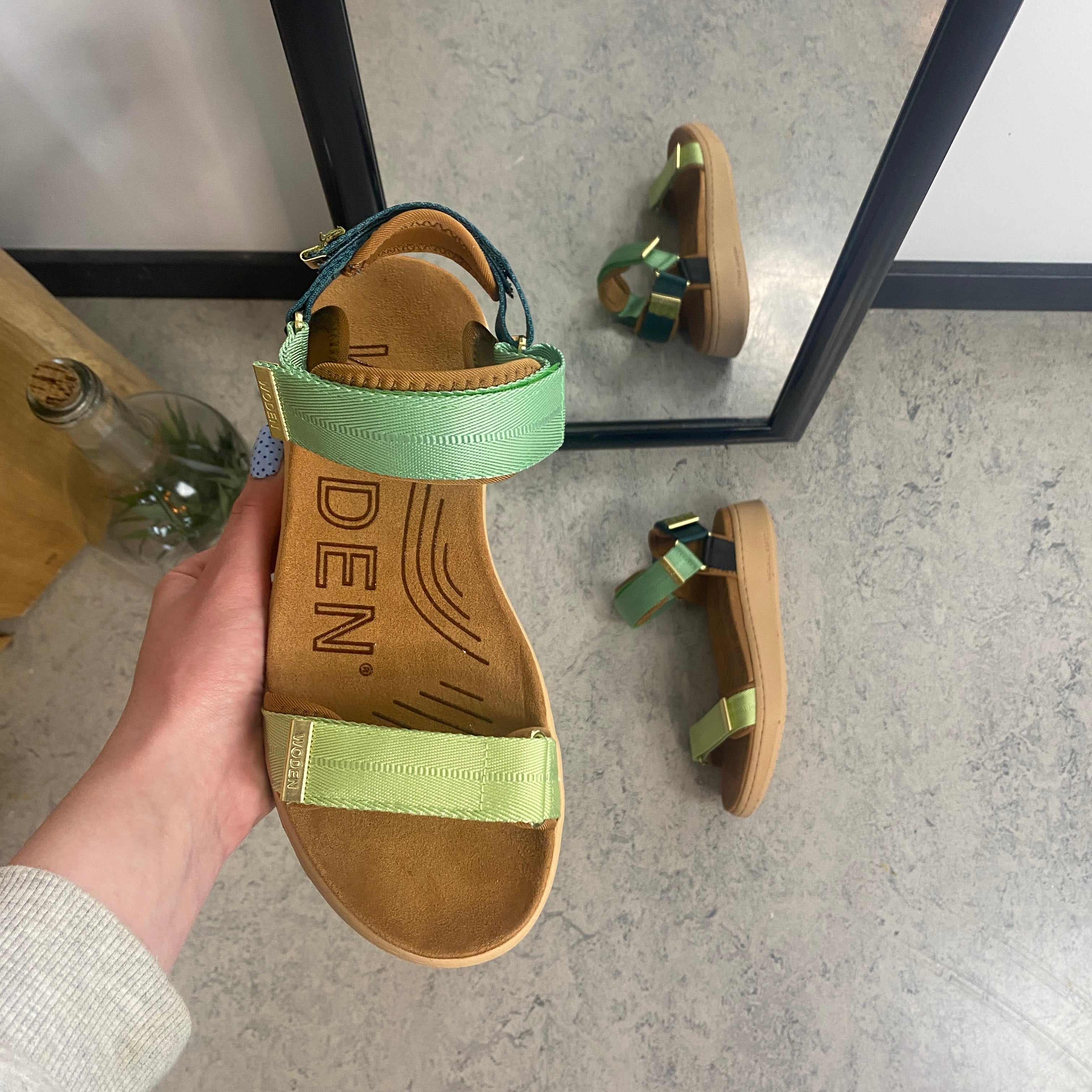 Line – Apple Green Multi – WODEN sandal