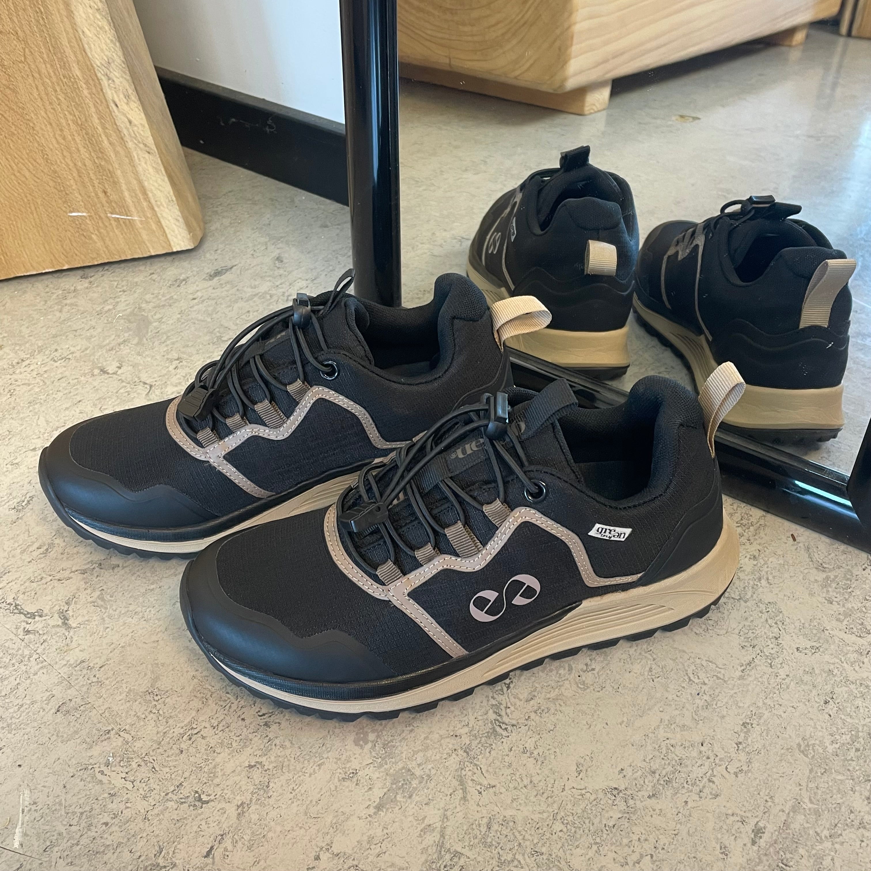 Green Comfort outdoorsko – sort med H-læst, svangstøtte & GreenTex
