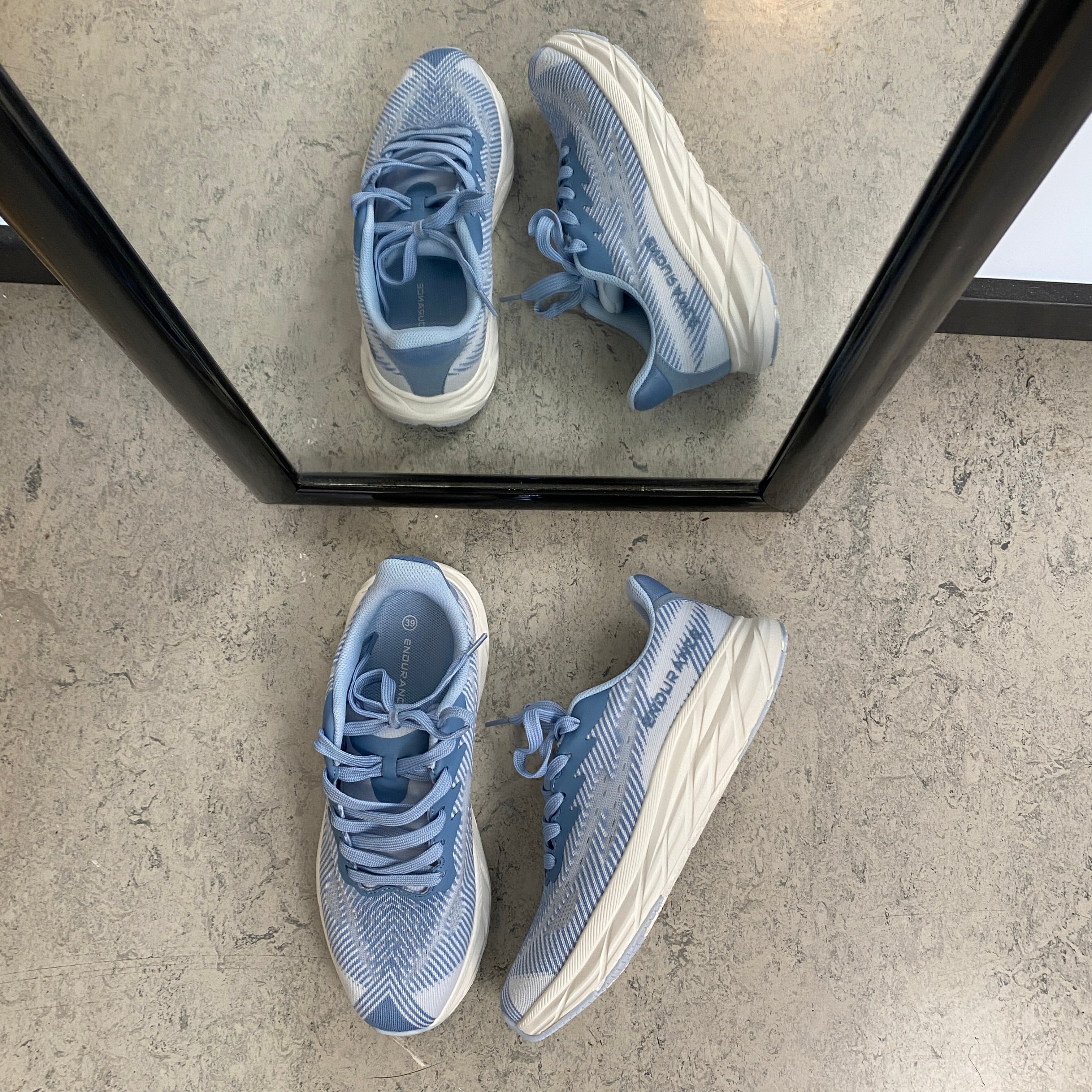 Sapphira sneaker til dame – Endurance