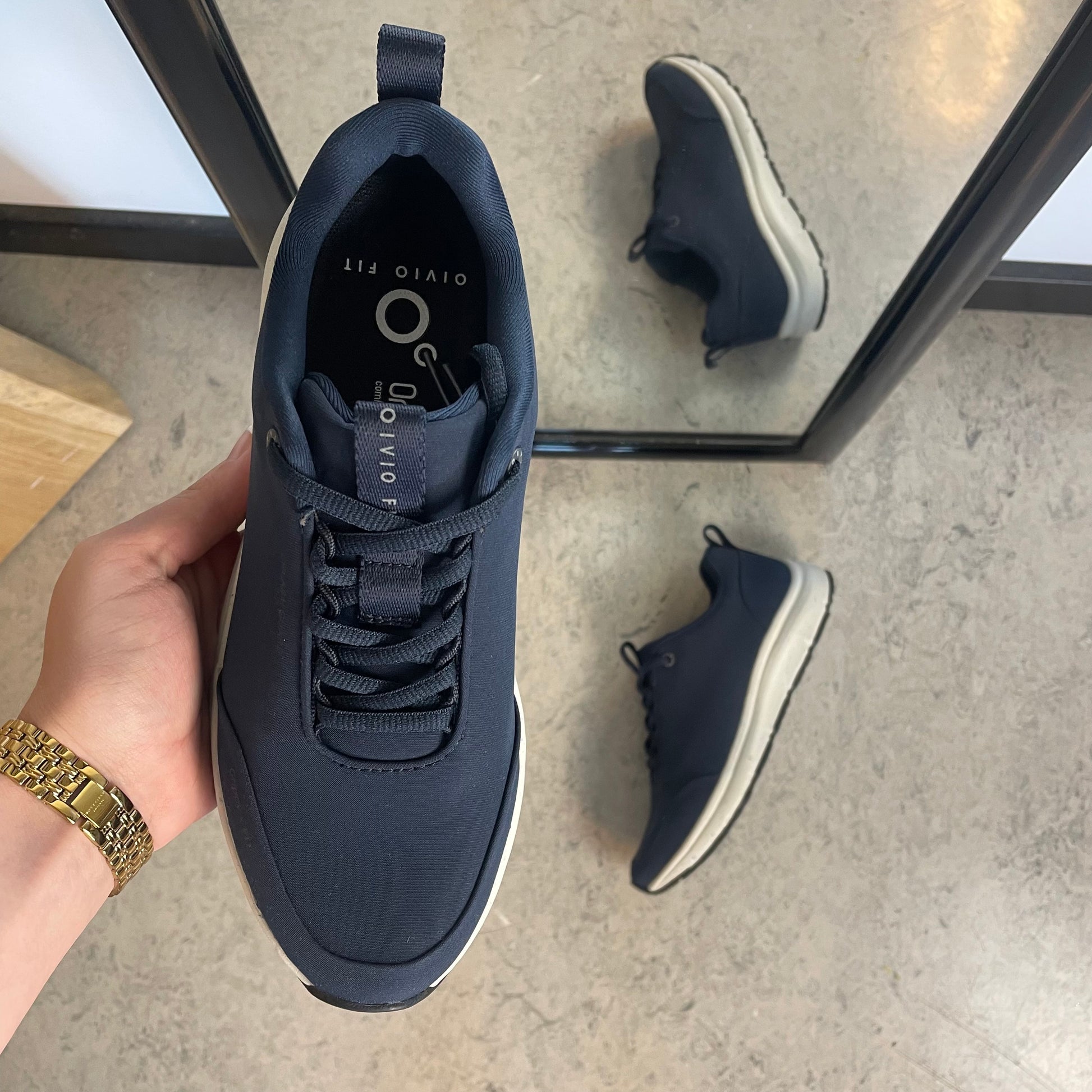Navy komfort sneaker med skridhæmmende sål & vandtæt membran