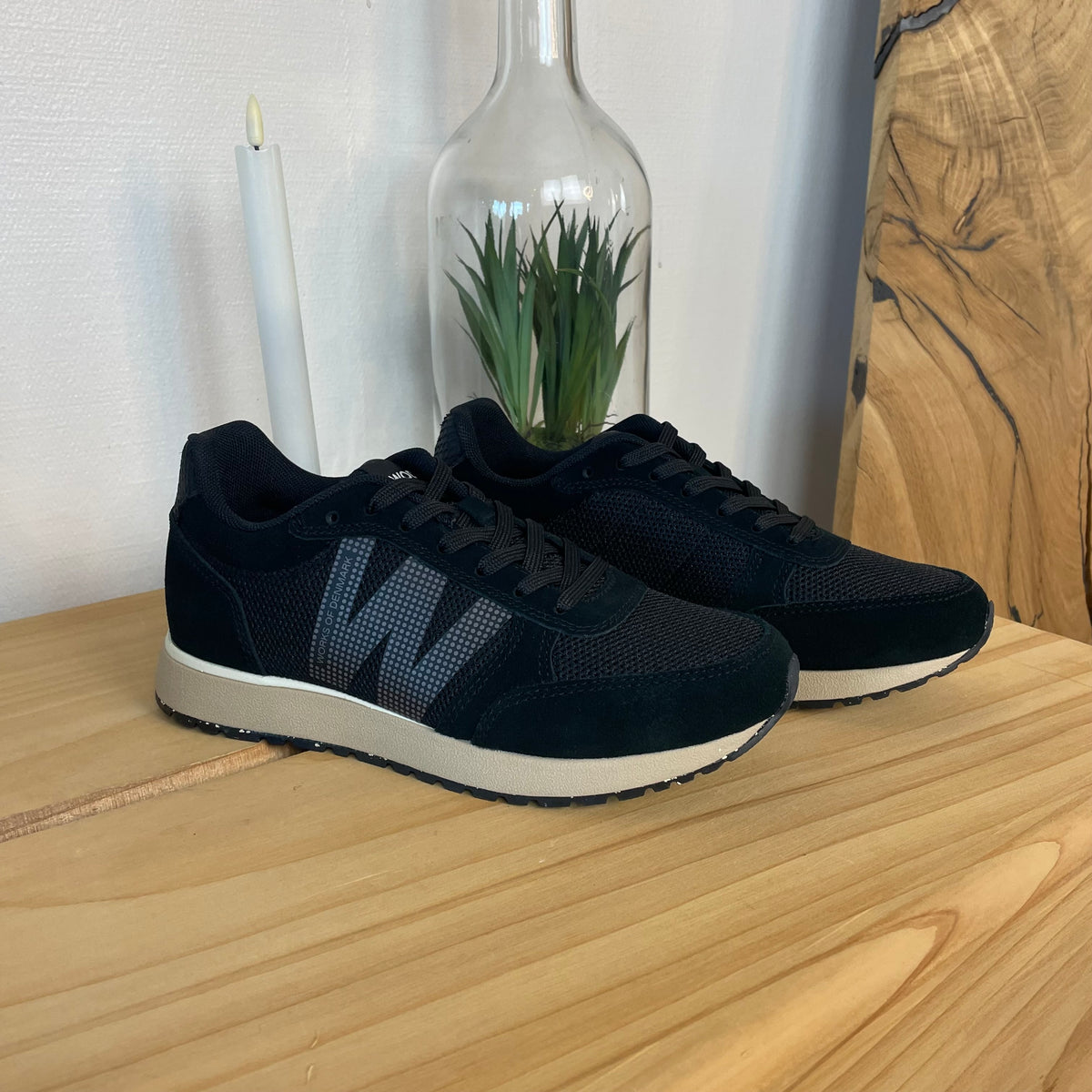 Woden Ydun Icon II – sort sneaker med let og behagelig komfort