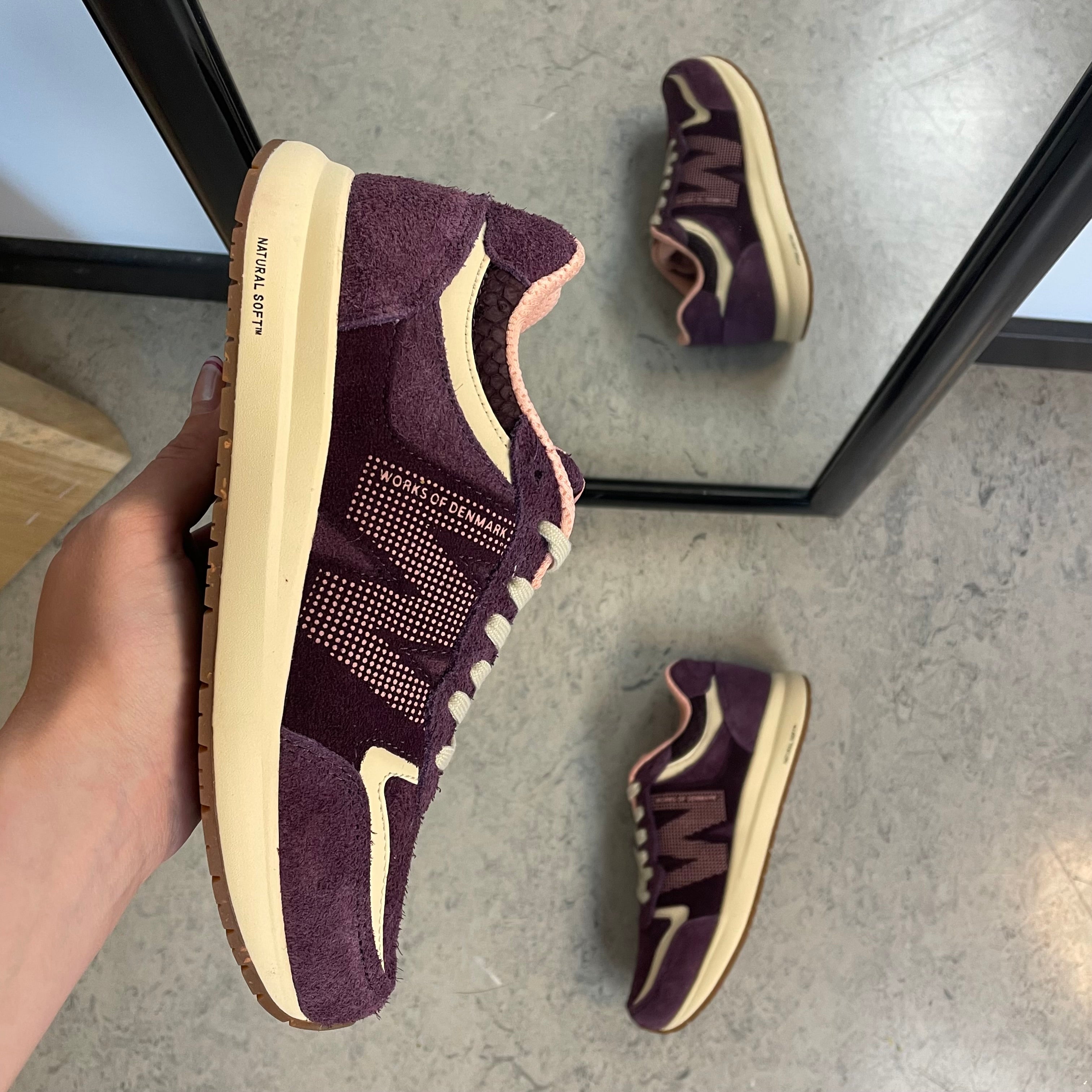 Woden Rigmor Suede – lyngfarvet sneaker i ruskind med blød komfort