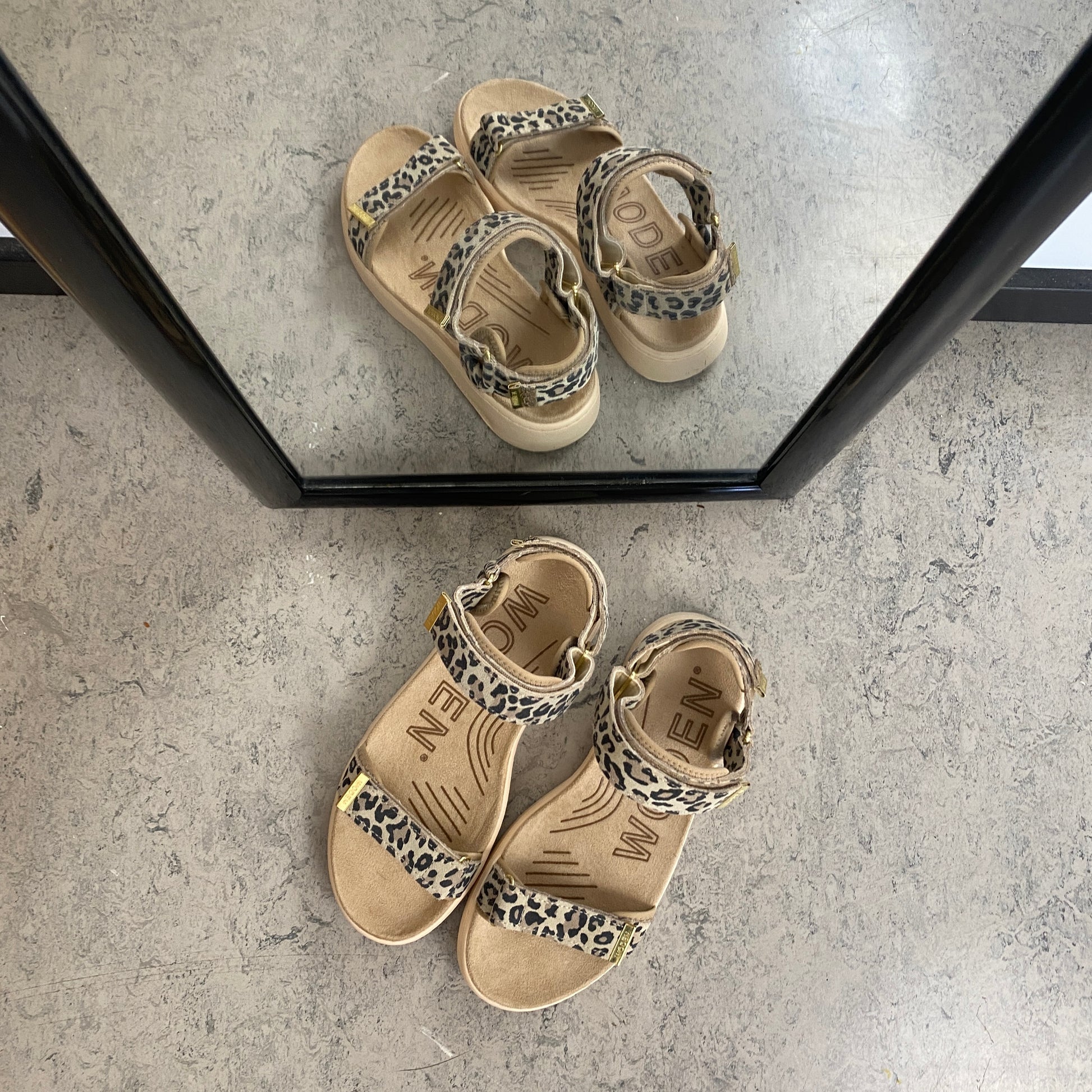 Line - Leopard - WODEN sandal