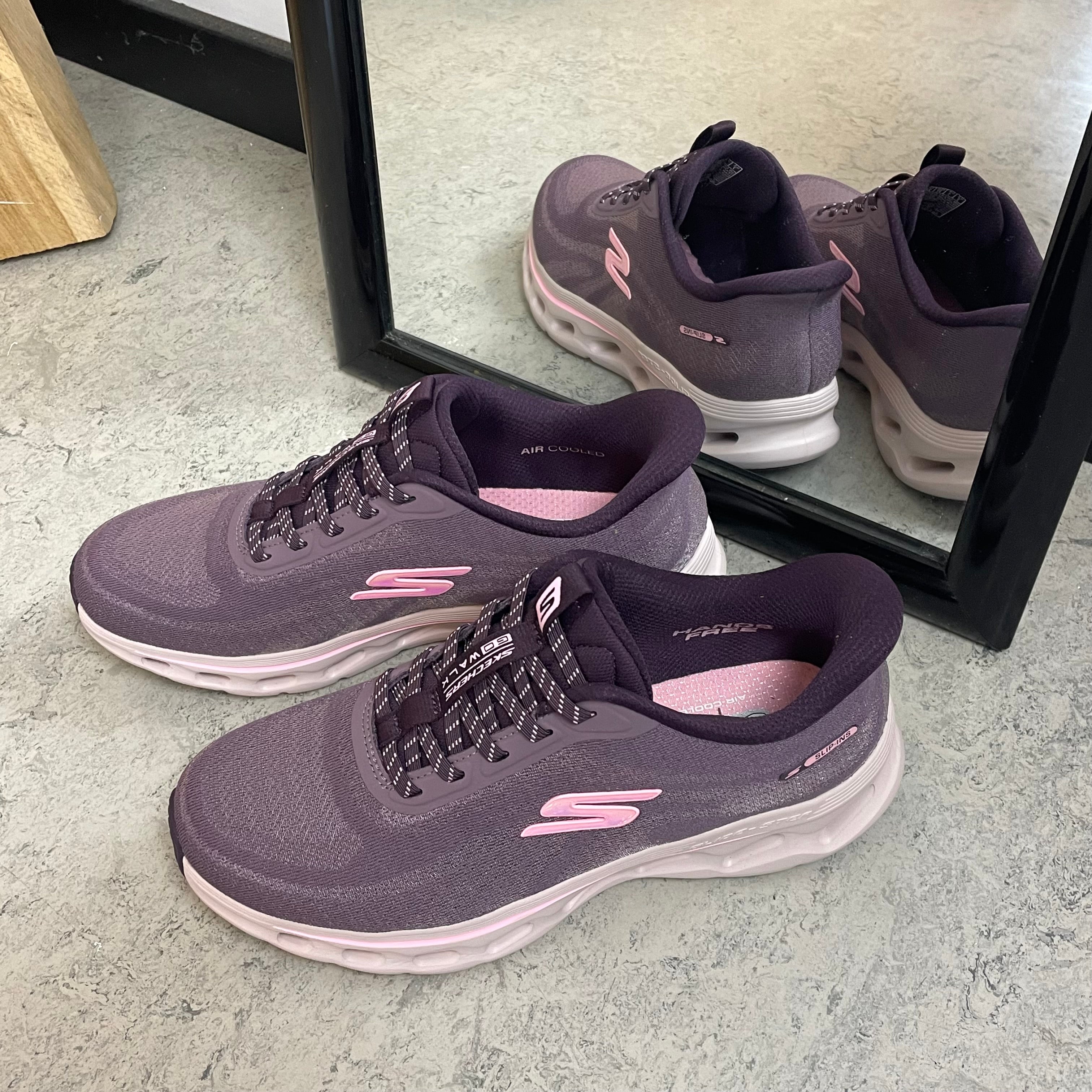 Skechers GO WALK Glide-Step 2.0 - Slip-in komfortsko med stødabsorbering