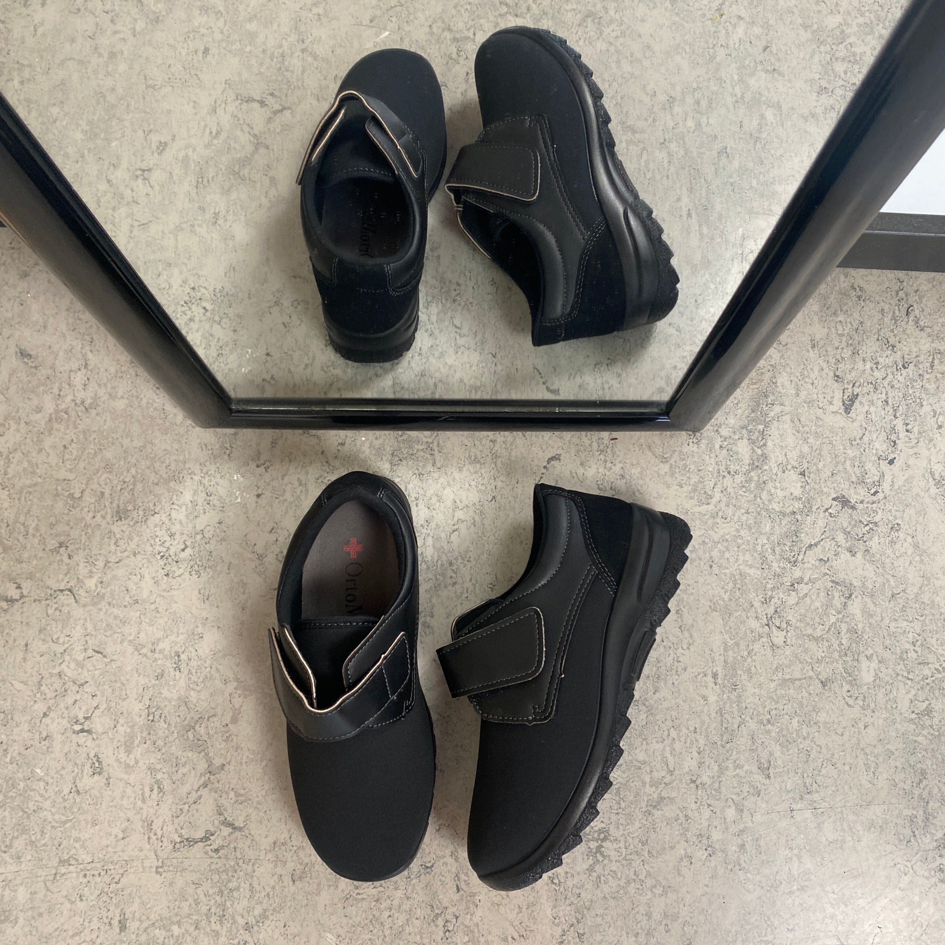 OrtoMed komfortsko med velcro – nem pasform og stabil støtte