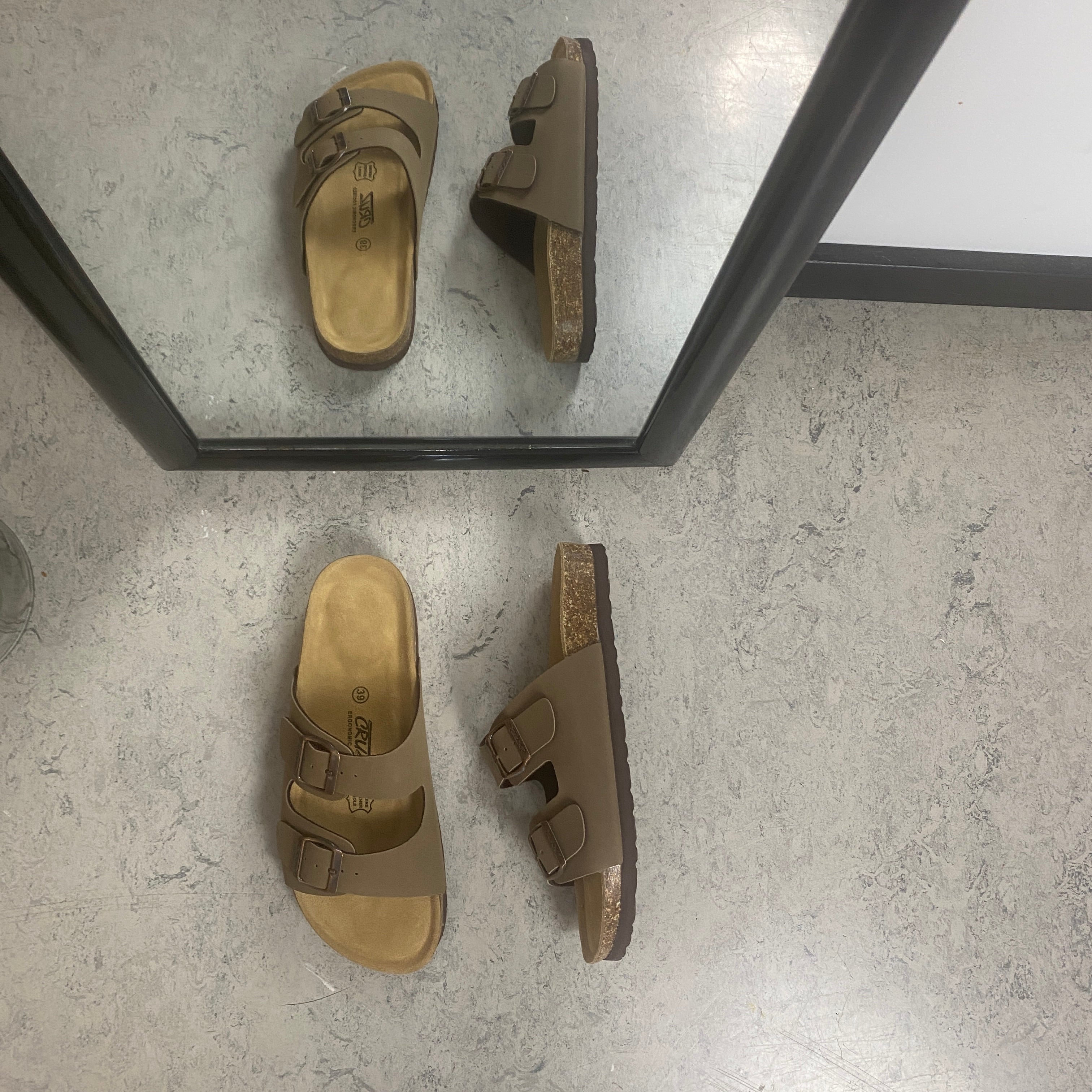 Cruz slip on sandal – Brun