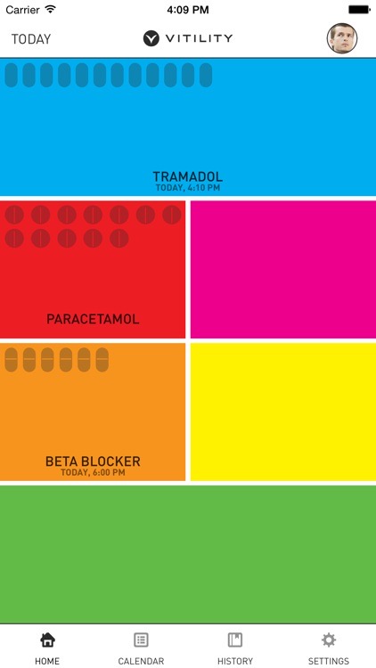 Pilleæske med huske app til telefonen.