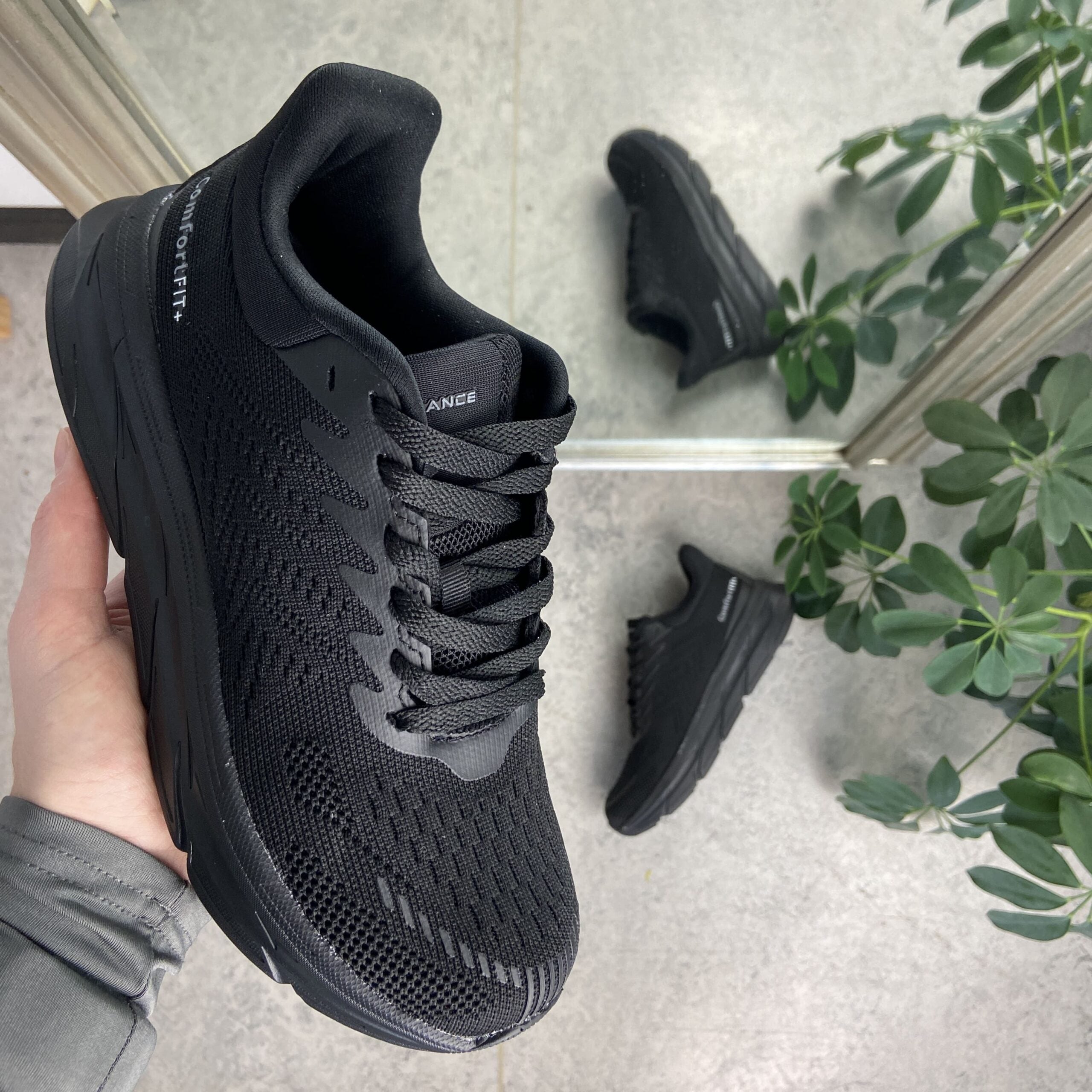 Sort ComfortFIT sneakers fra Endurance