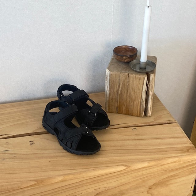 Komfortabel og praktisk arbejdssandal – Sort