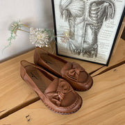 Elegant ballerina i brunt skind