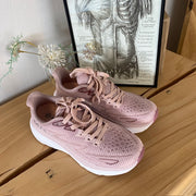 Rosa sneakers med åndbar overdel
