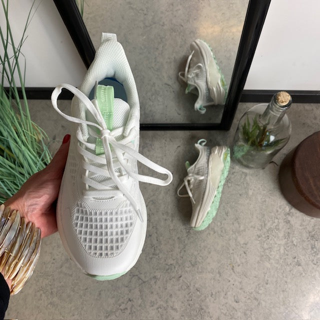 Hvide letvægtssko med Nonslip ydersål